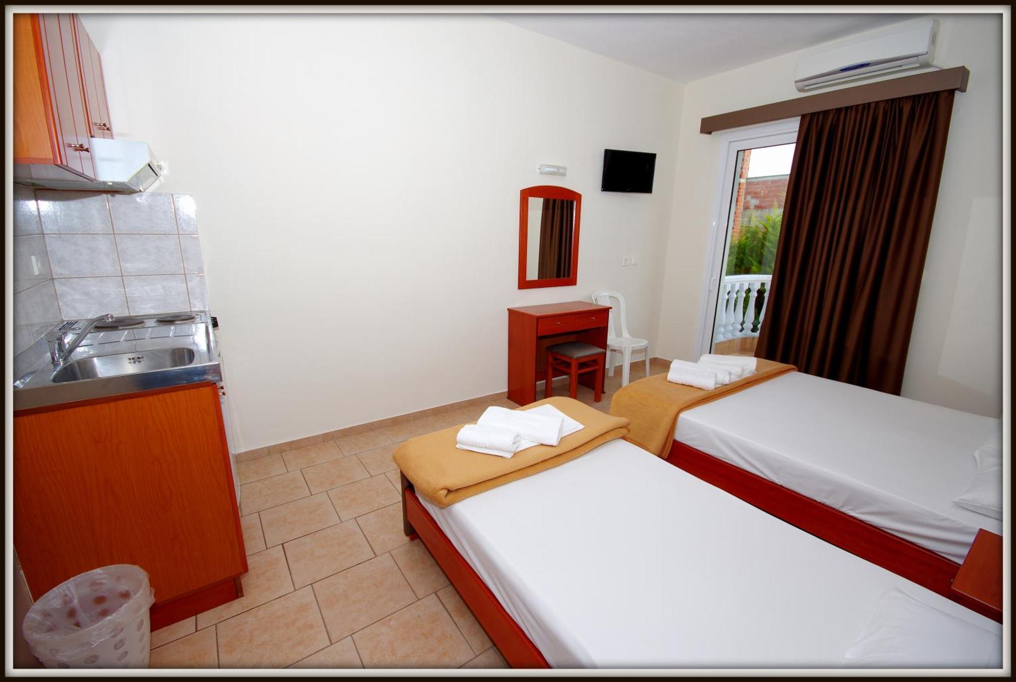 John & Eve Hotel Paralia Katerinis Bagian luar foto