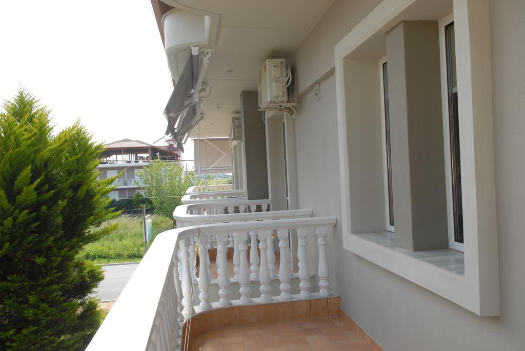 John & Eve Hotel Paralia Katerinis Bagian luar foto